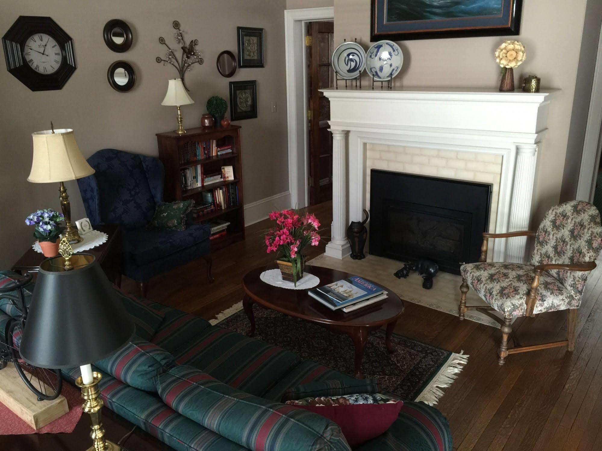The Collins House Inn Marion Esterno foto