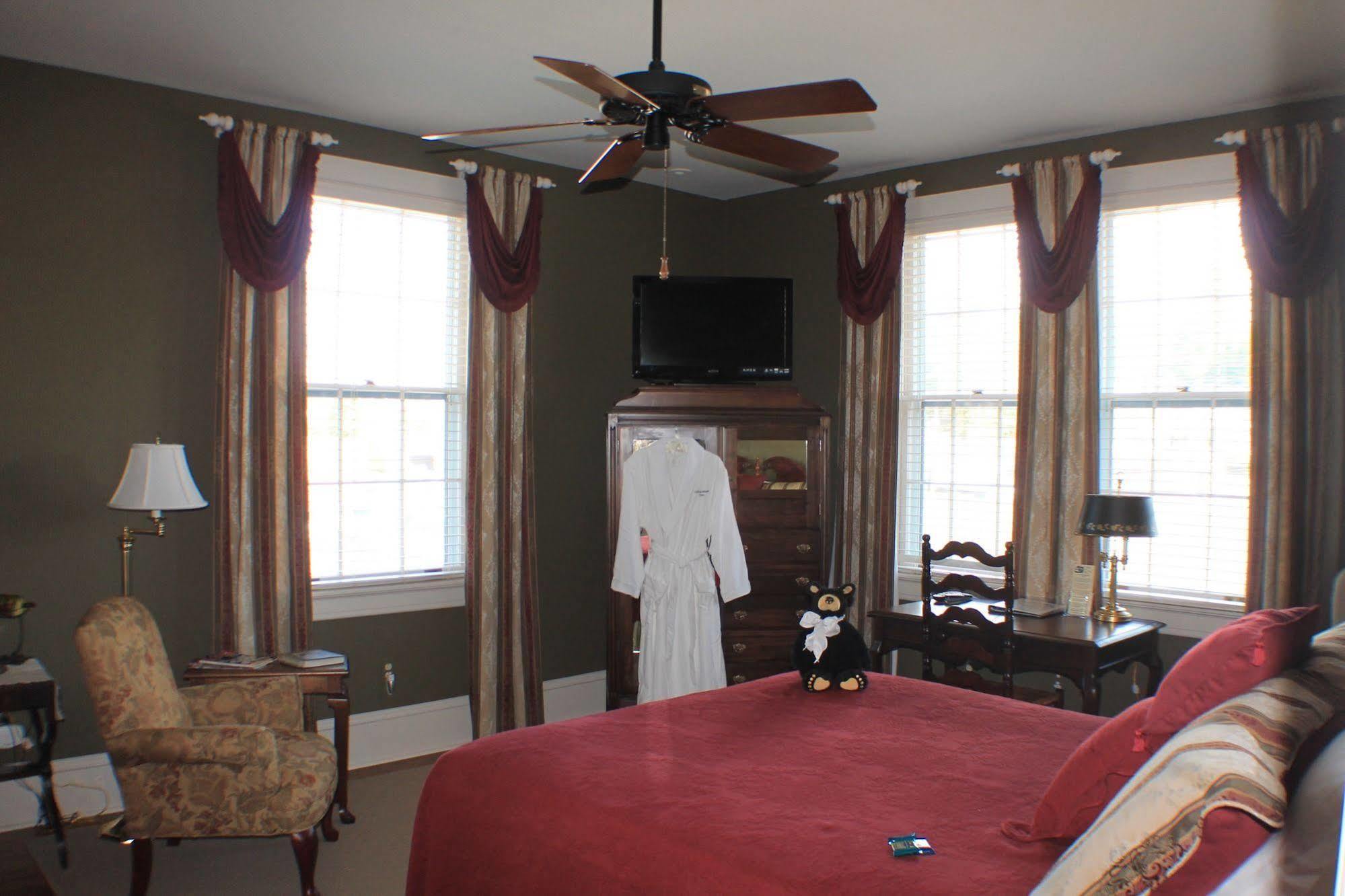 The Collins House Inn Marion Esterno foto