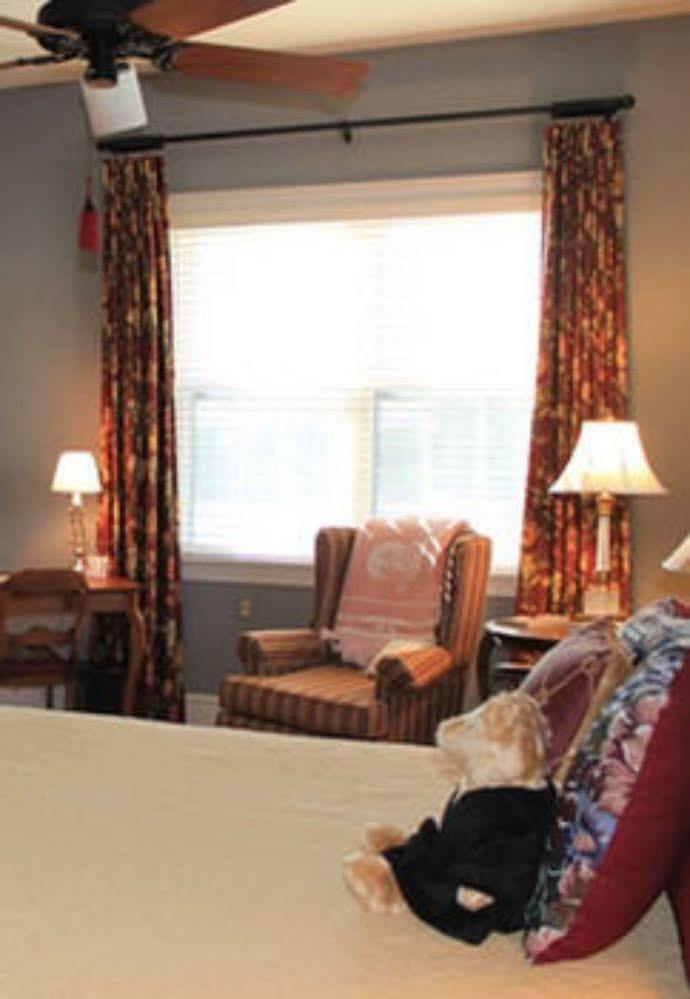 The Collins House Inn Marion Esterno foto